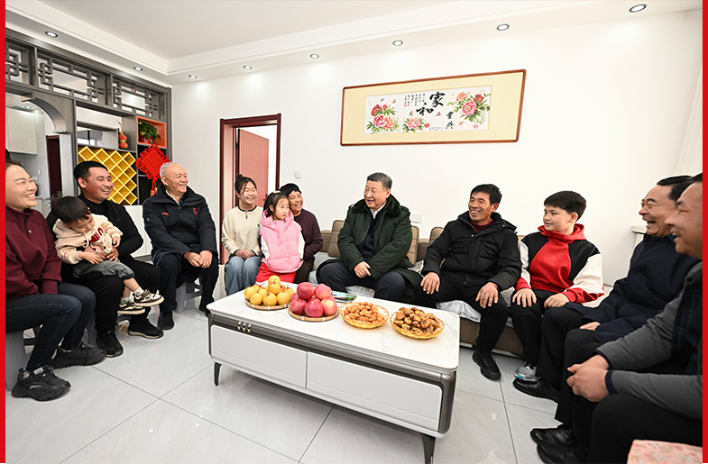 習近平在遼寧葫蘆島市看望慰問受災群眾